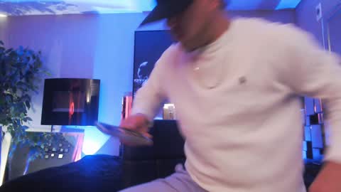 Tommy online show from December 11, 7:10 am