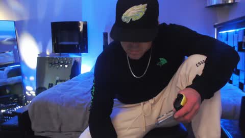 Tommy online show from December 6, 7:21 am