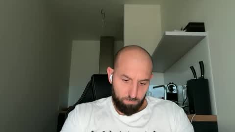 Thomas Fit online show from October 5, 4:11 pm