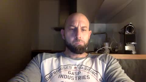 Thomas Fit online show from February 3, 8:13 pm