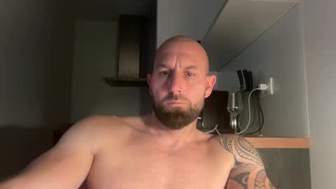 Thomas Fit online show from September 19, 8:52 pm