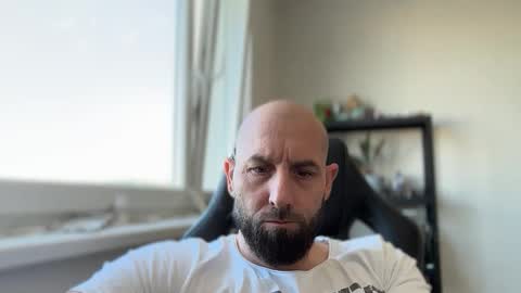 Thomas Fit online show from May 19, 5:57 am
