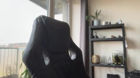 Thomas Fit online show from February 19, 11:50 am