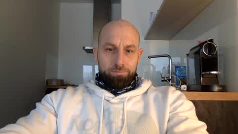 Thomas Fit online show from February 13, 8:06 am