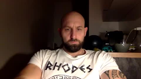 Thomas Fit online show from December 4, 9:13 pm