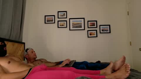 tongueudeep1 online show from October 12, 2:38 am