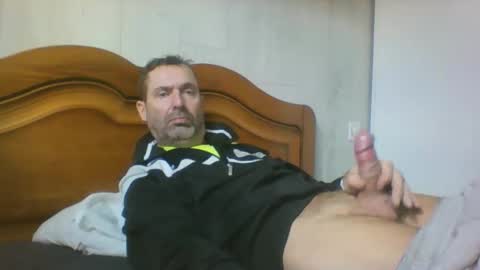 Snapshot of tonio358965 chatting on October 26, 8:27 am tonio358965 online show from October 26, 8:27 am