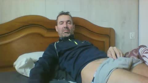 Snapshot of tonio358965 chatting on October 24, 10:50 am tonio358965 online show from October 24, 10:50 am