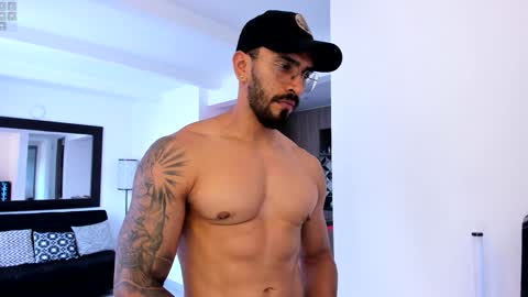 tony muscle1 online show from December 10, 10:05 pm