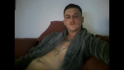 tonystrawberry online show from March 1, 4:34 am