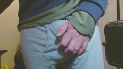 tonytonytony3001 online show from March 8, 11:18 pm