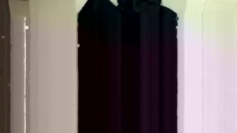 toohot2handle2 online show from November 6, 9:23 am