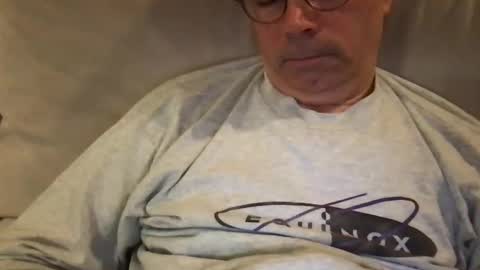 Snapshot of topspin69 chatting on October 21, 4:04 am topspin69 online show from October 21, 4:04 am