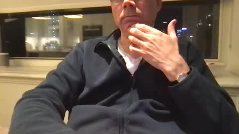 Snapshot of topspin69 chatting on October 24, 3:52 am topspin69 online show from October 24, 3:52 am