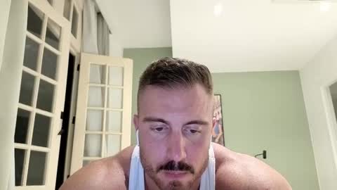 toro_arrapato online show from January 8, 1:55 am