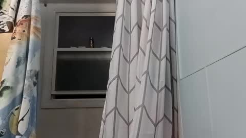 totallyawesome_65 online show from March 11, 8:21 am