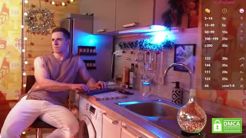 Paul online show from December 17, 4:00 pm