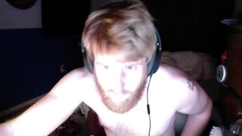 Snapshot of tragicallyhard chatting on October 13, 2:17 am tragicallyhard online show from October 13, 2:17 am