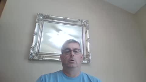 Snapshot of travelingman53 chatting on February 24, 6:15 pm Travelingman53 online show from February 24, 6:15 pm