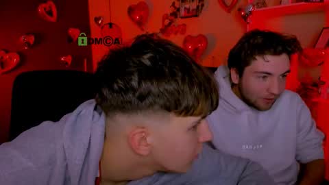 Travis online show from February 13, 9:58 am