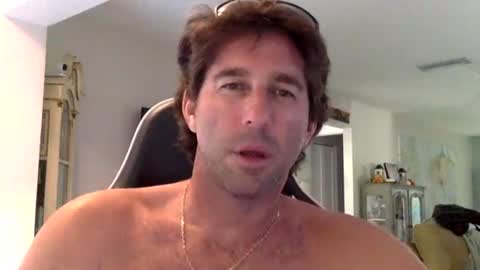 TravisKenn online show from November 10, 7:41 pm