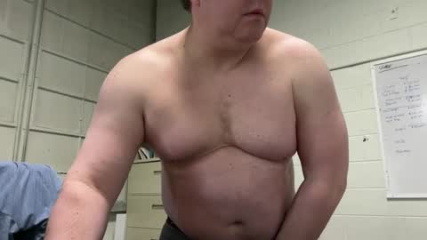 Snapshot of treborinthesky chatting on January 16, 3:56 pm treborinthesky online show from January 16, 3:56 pm