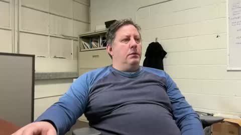 Snapshot of treborinthesky chatting on January 5, 7:17 pm treborinthesky online show from January 5, 7:17 pm