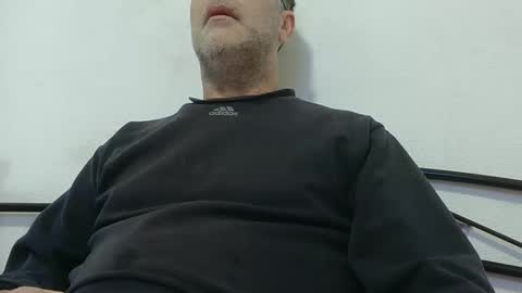 Snapshot of trevido4u chatting on December 25, 12:59 am trevido4u online show from December 25, 12:59 am