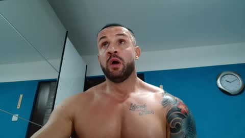 tridentmuscles online show from January 30, 8:10 pm