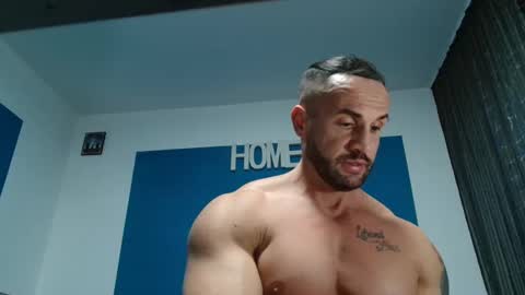 tridentmuscles online show from December 29, 10:36 pm