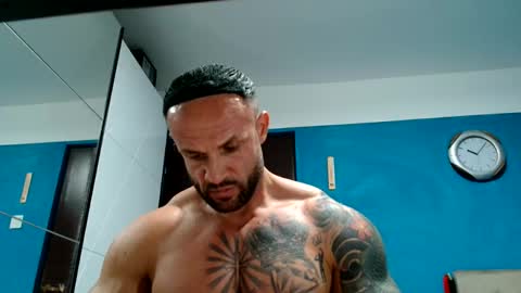 tridentmuscles online show from October 15, 7:10 pm