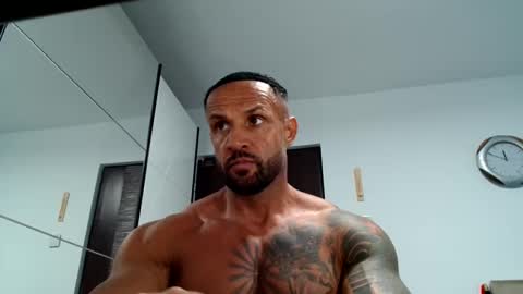 tridentmuscles online show from November 8, 9:51 pm