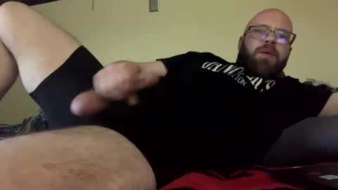 triller402 online show from January 10, 2:10 pm