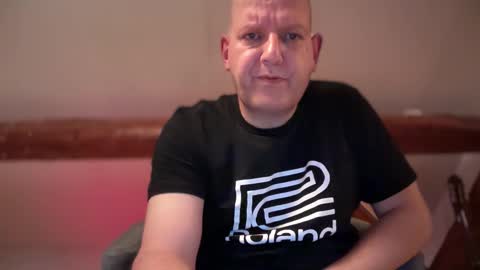 Snapshot of tritonspace chatting on October 5, 2:54 pm Triton online show from October 5, 2:54 pm