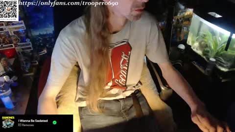 trooper0690 online show from April 30, 8:57 pm