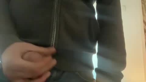 Tropichot online show from February 4, 1:06 pm