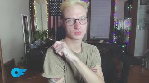 Snapshot of trystoph chatting on January 22, 6:31 am Treistoph online show from January 22, 6:31 am