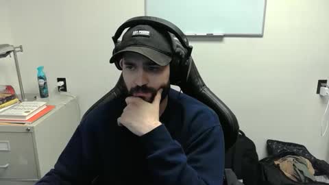 Tskates online show from April 17, 8:55 pm