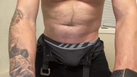 Snapshot of tt_boy2000 chatting on December 24, 11:44 pm TT Boy2000 online show from December 24, 11:44 pm