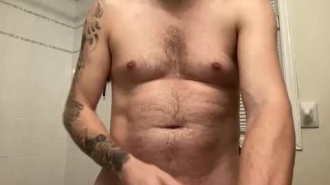 Snapshot of tt_boy2000 chatting on December 17, 2:12 am TT Boy2000 online show from December 17, 2:12 am