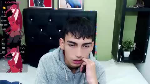 ttimy online show from February 12, 7:56 pm