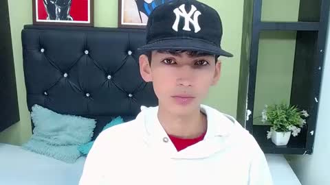 ttimy online show from January 5, 10:08 pm