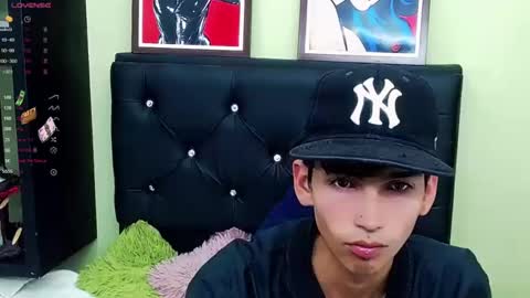 ttimy online show from January 22, 9:11 pm