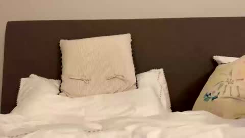 tugger206762 online show from April 8, 8:58 am