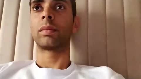 Snapshot of tunisiensexyguy chatting on March 1, 7:09 am TunisienSexyGuy online show from March 1, 7:09 am