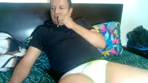 Mario Ramirez online show from January 4, 1:10 am