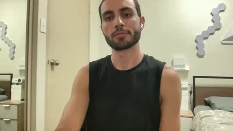 Snapshot of twikboy chatting on February 8, 11:01 am Twinkboy online show from February 8, 11:01 am