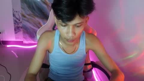 twinkbaby_yuno online show from June 29, 2:17 pm
