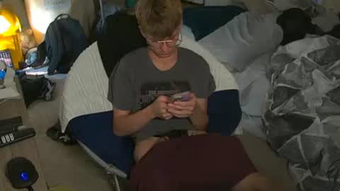 Snapshot of twinktools chatting on September 26, 9:34 pm shytwink online show from September 26, 9:34 pm