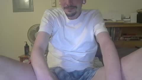 TwinkyMcgee online show from February 28, 8:57 am